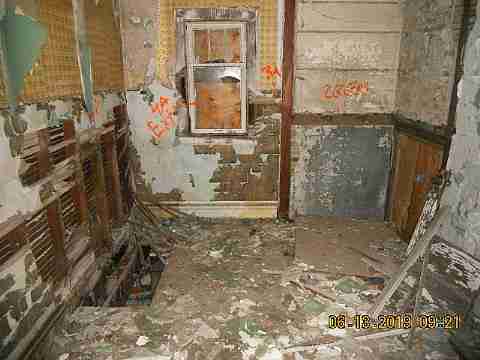 2549 Drexel (9)(1)_m.jpg